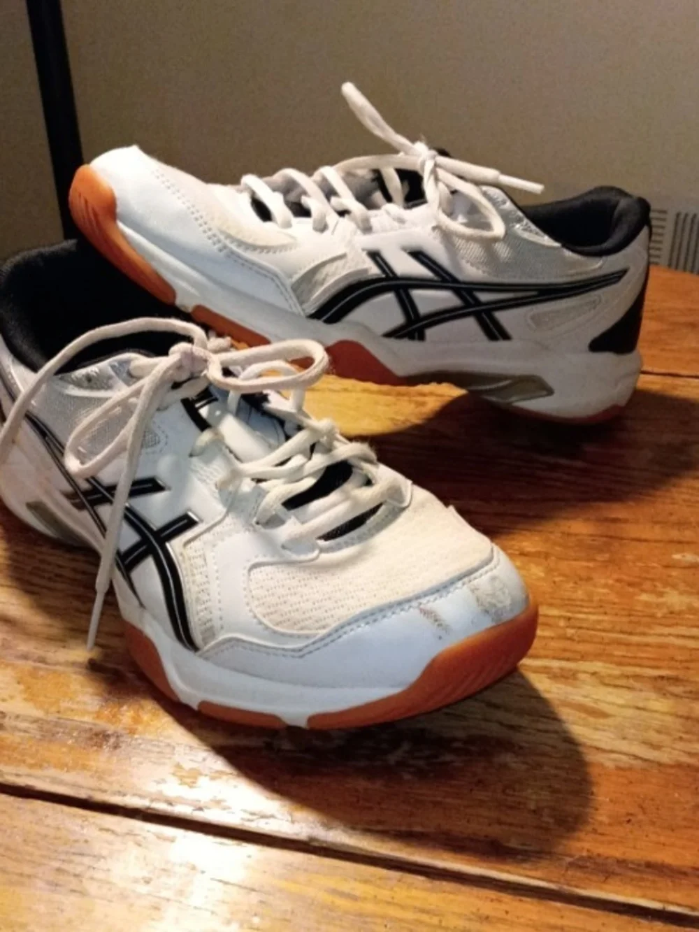 ASICS Kids White and Black Athletic Sneakers with Gum Sole